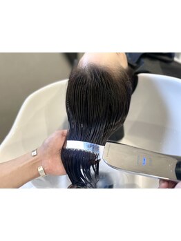 〈パーミエイツコーツ導入店〉次世代超音波コームによりトリートメント効果を最大限に引き出します♪