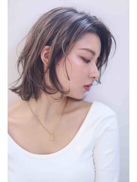 エムスリーヘアー 西千葉店(Mlll HAIR) 20.30.40.50代にオススメ　ミディアムボブ