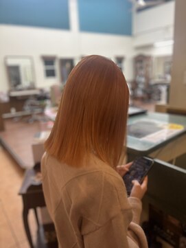 トータルビューティーサロン トップスタイル ペールオレンジ