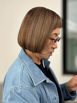 ジエクトアイロ 江坂駅前 似合わせボブ/フェザーショート/細めハイライト