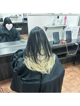 アボックス(abox) ホワイトブロンド/レイヤー/インナーカラー/ケアブリーチ