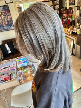 ヘア メイク ココ(hair make coco) 一撃でつくるホワイトカラー★