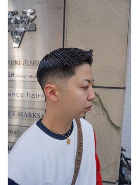 タフ バーバーショップ(TOUGH BARBER SHOP) フェザーアップ