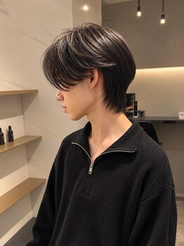 レイヤーカット Lueur. 大阪心斎橋 ハイライトレイヤーカット/ハイライトレイヤーの写真/韓国風のレイヤーカットでメンズも変身！セット楽で時短なメンズカットもお任せください◎