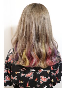 アマンドール(Aman D'or) カラフルインナーカラー