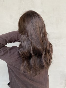 グク(GUK) 透明感カラー☆アッシュブラウン〔沼津/ダブルカラー/ブリーチ〕