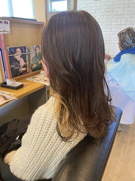 エーケーエー(hair life a.k.a) メリハリインナーカラー