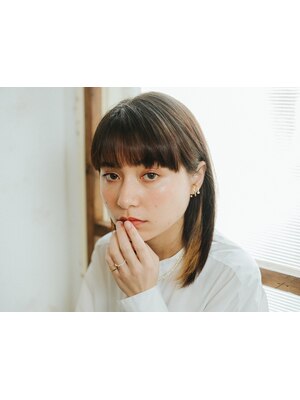 Aujua(オージュア)￥6,600☆トリートメントのヘアケアで柔らかい手触りの綺麗な仕上がりに◎