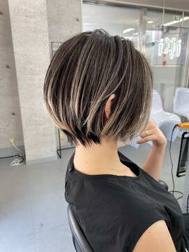 イキ 表参道(iki omotesando) モード/無造作ウェーブ/大人ガーリー[表参道駅]