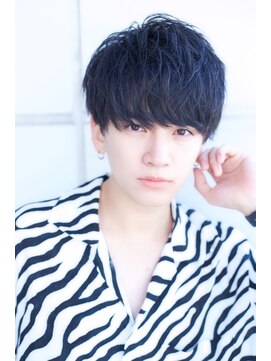 アーリー(Ali'i) ソフトツイストパーマ束感ショートツーブロックマッシュ