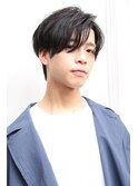 ツーブロックマッシュサイドパートコンマヘア