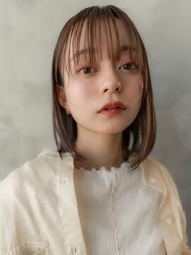 イオ 本厚木(io) ミディアムレイヤーボブシースルーバングベージュカラー小顔