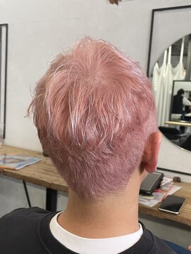 ヘアメイク ドロール(hair make DROLL) メンズブリーチ　ピンク