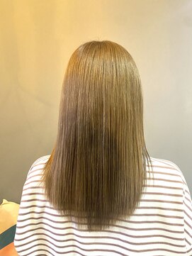 ココカラヘアー ニコ(cococara hair nico) ブリーチ/ダブルカラー/ハイトーン/ベージュ/ミルクティー/韓国