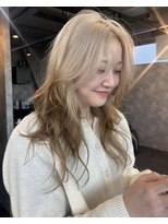 ヌル 表参道本店(Null)&nbsp;ルーツカラー［デザインカラー/ブリーチカラー/表参道/原宿］