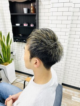 ルッソ 白浜店(LUSSO) 金髪メッシュ