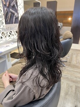 ヘアメイク サンサーラ 志度店(Hair Make SAMSARA) ゆるふわウルフ