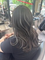 アルドーレフィエロ シンサイバシ(Ardore fiero shinsaibashi) コントラスト極ハイライト☆グレーベージュ☆20代30代40代