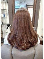 エニー(ENi) ミディアムヘア/暗めカラー/グランマッシュ/辻堂