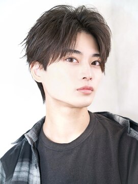 ゼロ 渋谷(XeRo) ツーブロックあり韓国バランスマッシュ"フェザーパーマ"