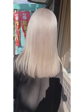 モアムー(Moremuu) 【りえ】ホワイトカラー