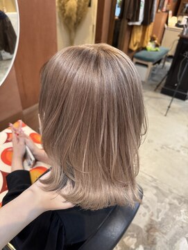 チャプター 問屋町(chapter) ケアブリーチミルクティーベージュカラーレイヤーカット韓国ヘア