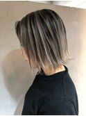 ホワイトグレージュ×メッシュグラデーション