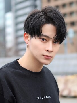 大人キレイめナチュラル 韓国マッシュコンマヘアセンターパート L メンズフィール 南森町 Mens Feel のヘアカタログ ホットペッパービューティー