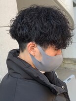 フィフスワン(fifth one)&nbsp;ツイストスパイラルパーマツーブロック刈り上げメンズマッシュ