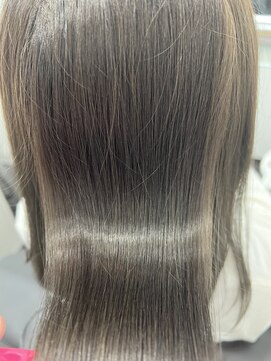 エスカーラ 表参道(THE ESCALA) @m_ayu/髪質改善トリートメント/モードヘア赤味消しタビラマユミ