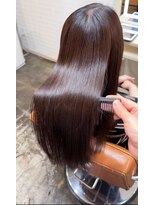 シック(Chic) ミルクティーアッシュミルクベージュハイトーンカラーうる艶髪