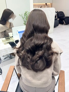 エレリー 静岡店(EleRe) 【透明感】イエベ春人気◎艶オリーブグレージュ