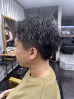 トゥーミー(to mee)&nbsp;【メンズ】束感抜群！大人気フェザーパーマ【小松】