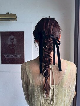 美容室 メザミー MESAMIES ガーリーゆるふわフィッシュボーン結婚式二次会お呼ばれイベント