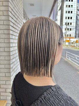 オーガニックエコ 川越(organic+eco) 30代40代ワンレン切りっぱなしボブ白髪ボカシアンブレラカラー