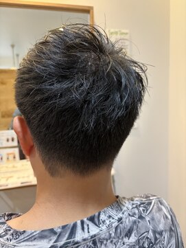 ライズ ヘア ブランド スウェル(RISE HAIR BRAND SWELL) メンズカット/メンズ/メンズカラー/メンズパーマ/江坂/江坂駅