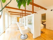 アンジュールの雰囲気（【髪質改善/ハイライト/白髪ぼかし】）