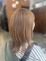 ヘアメイク デザート(HAIR MAKE DESART)&nbsp;高盛　優芽香【ウルフレイヤー×ミルクティーハイライト】