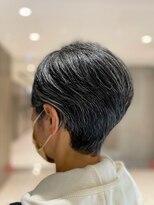 サロンイクエヤマザキ 文京(SALON IKUE YAMAZAKI)&nbsp;グレイへアクビレショートカット