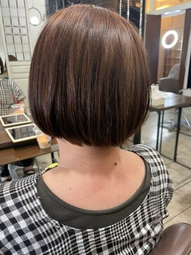 プラスディー(+D) 丸みボブ