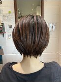 束感ショート