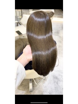 アナ ラーナ(Anna Lanna) 柔らかツヤツヤカーキベージュ