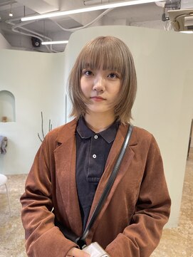 ユー(yew) 1bleachで作るbeige color