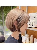 ハイトーンショートボブ