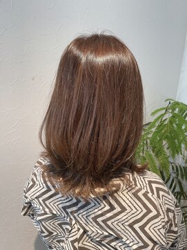 ヘアー ヴィノベーション(Hair Vinovation) #オリーブグレー #大人レイヤー