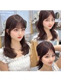 レイヤーカット　ストレートヘア　ミディアムくびれヘア顔まわり