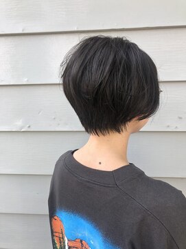 ヘアーアンドメイクアップモパ ショートカット