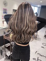 キング(K!ng)&nbsp;縮毛矯正髪質改善ハイライトレイヤーカット葛葉美容室エクステ