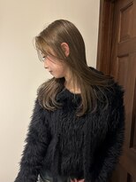 ヴィーヴォ オモテサンドウ(Vivo omotesando)&nbsp;ブリーチなしオリーブカラー