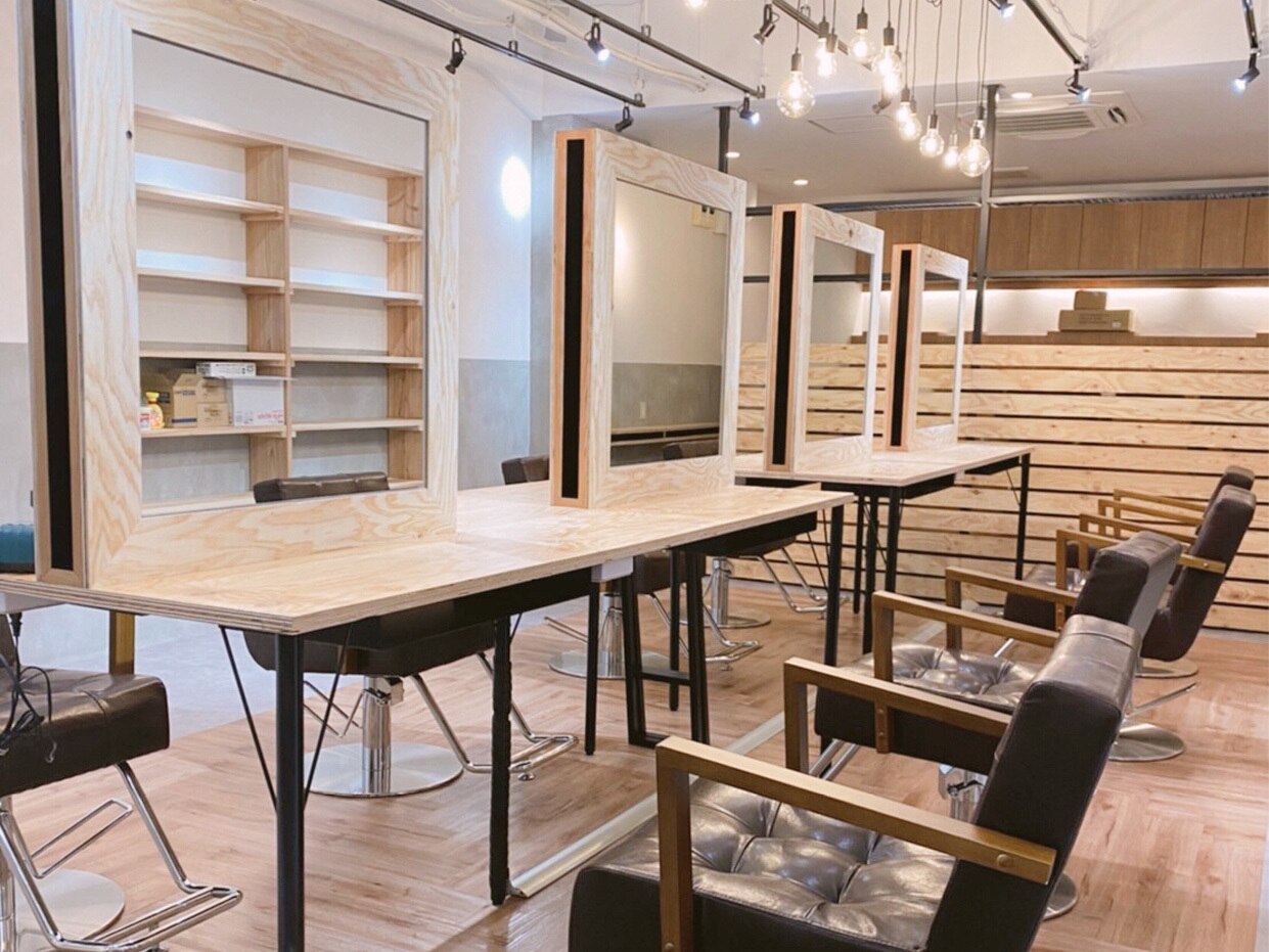 オオヒロ　スプリンター　美容室 soen hair eight by HEADLIGHT 札幌駅前店 | HEADLIGHT（ヘッド